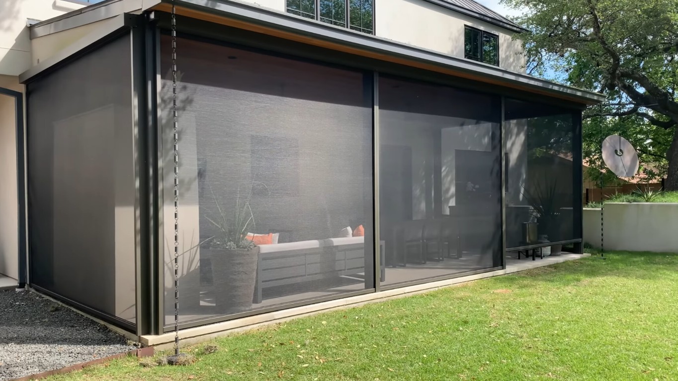 Bug-free screen room installation in McAllen, Texas
